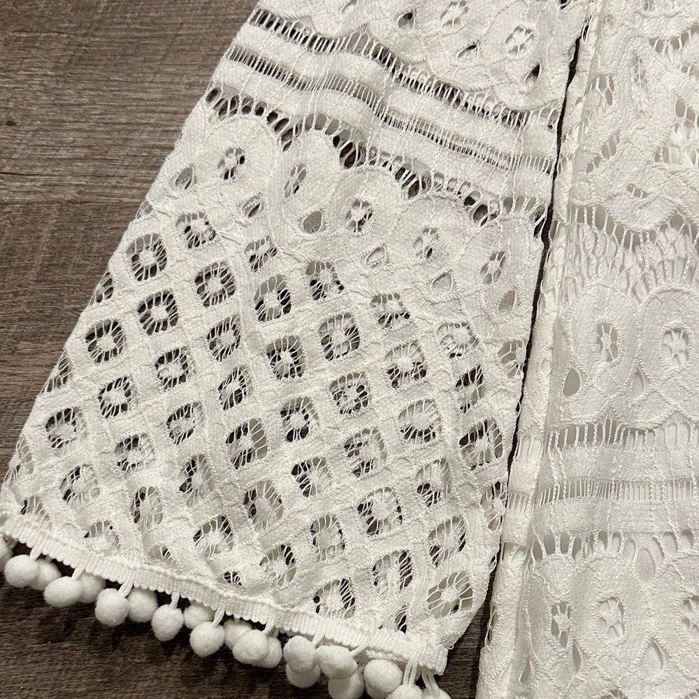 White Lace shift mini Dress with pompom ricrac details size small - Picture 13 of 13